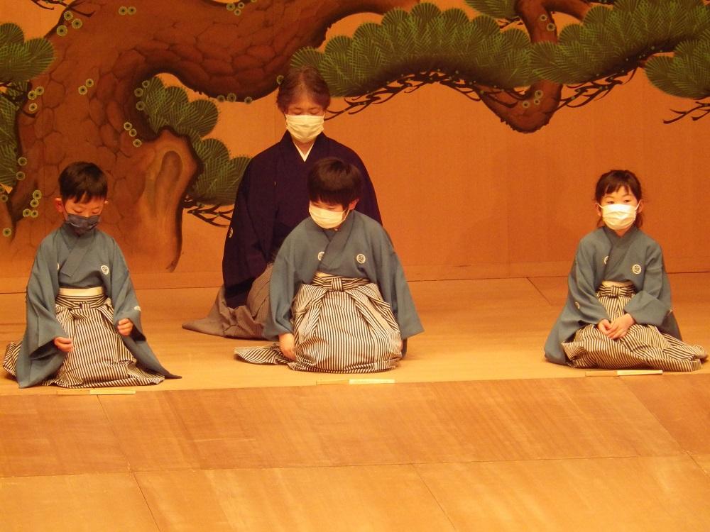 http://www.sarada-hall.com/blog/07912264bdde852ed89eabb6bc504693f6adf0c7.JPG