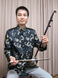 二胡　田中.jpg